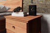 Szafka nocna ODYS z litego drewna