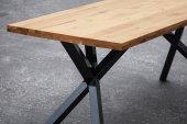 Stół OXIDE nierozkładany z litego drewna i stali