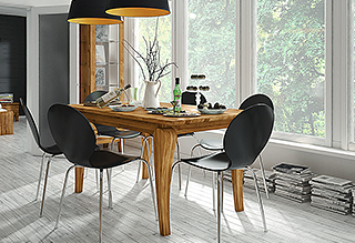 Szafka RTV BONA z litego drewna