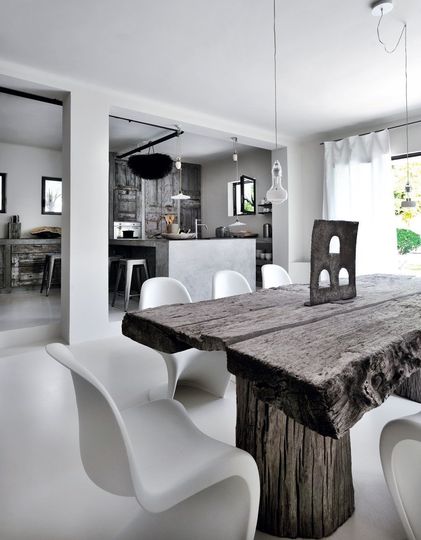 www.interiorsbycolor.com