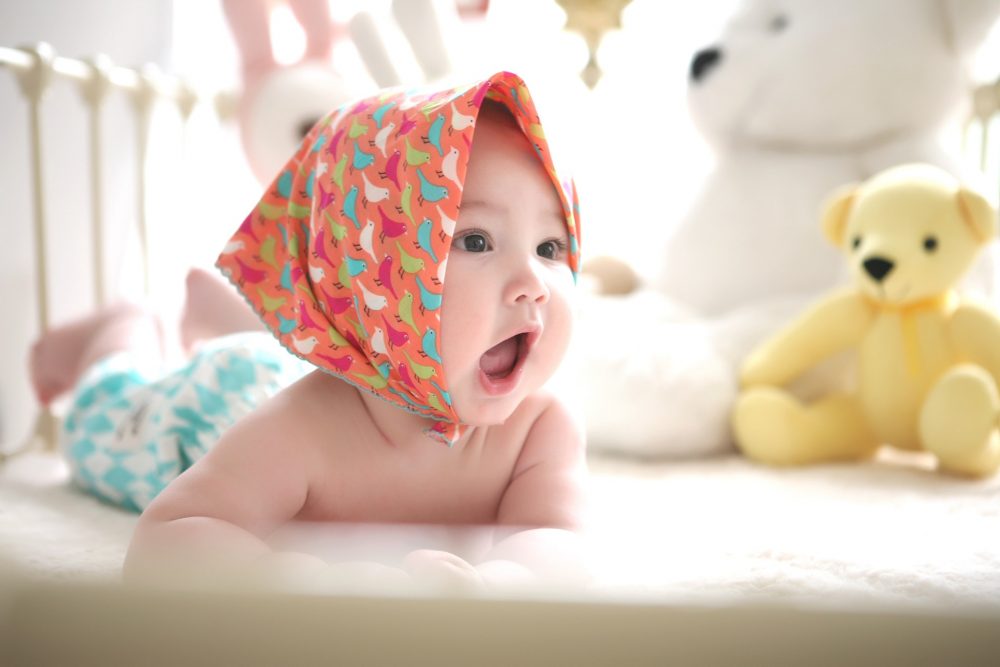 Materac dla niemowlaka — jak go wybrać i na co zwracać uwagę?